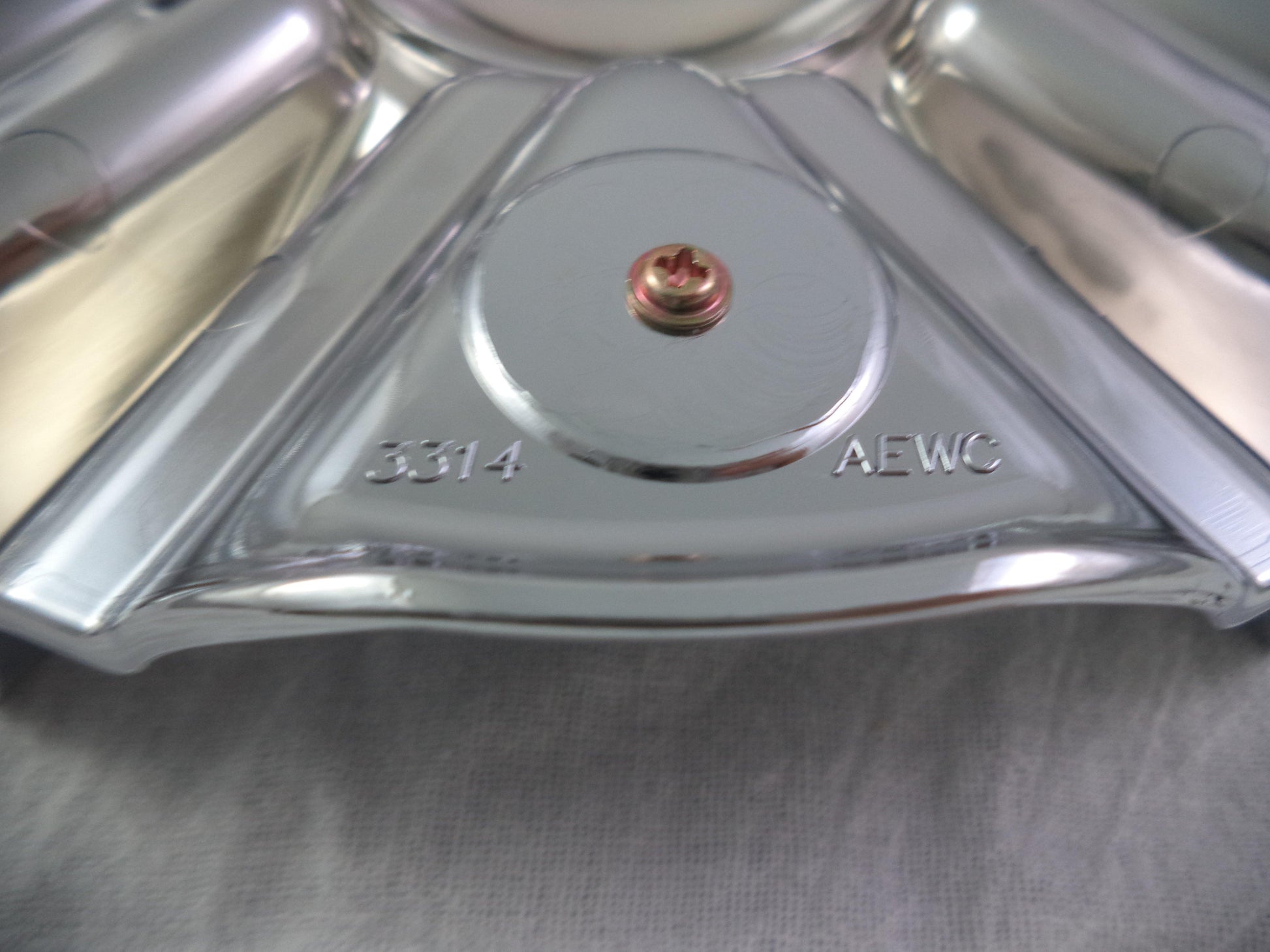 Boss Motorsports Series 348 Wheel Rim Center Cap # ACC 3314 06 SCREW ON (1 CAP)
